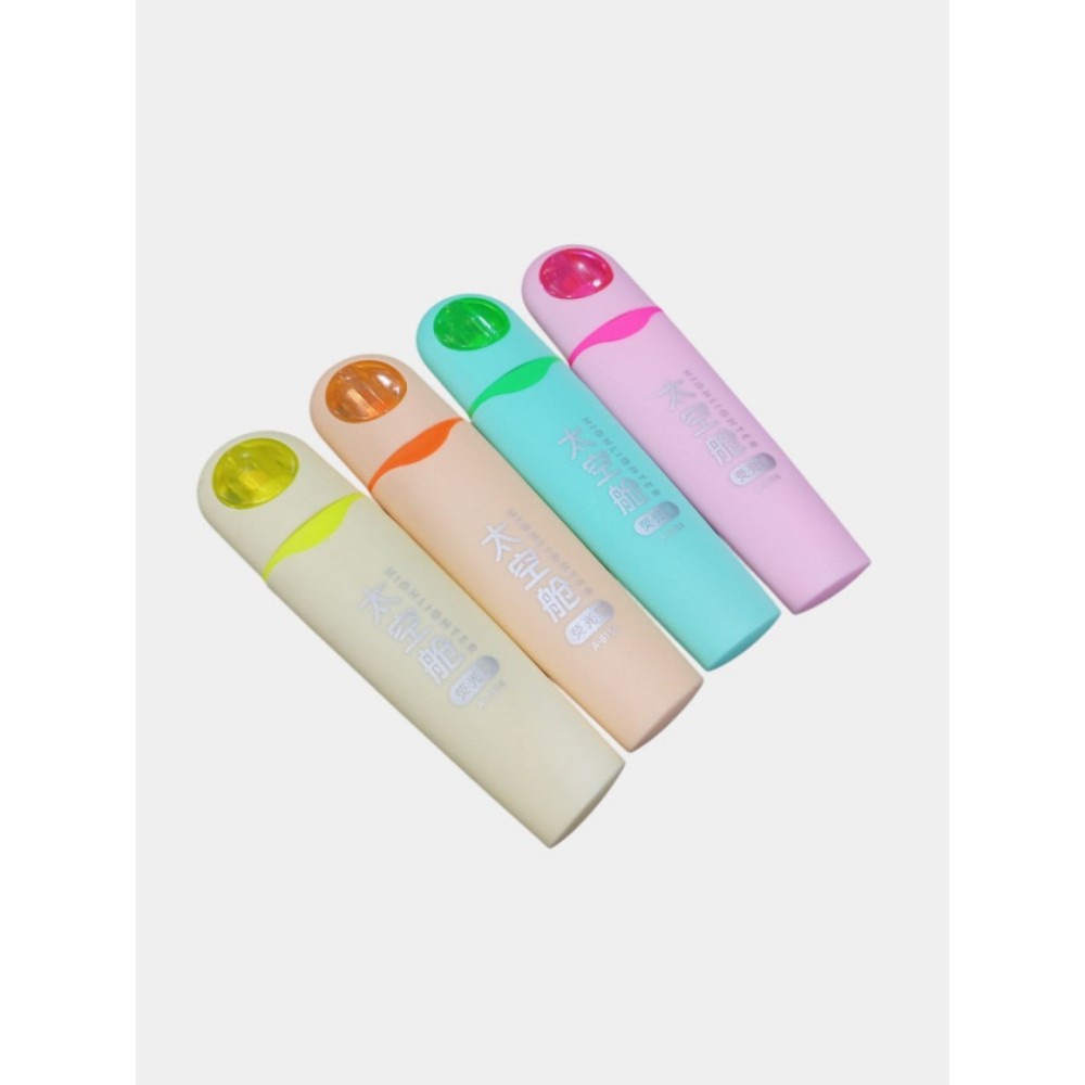 pochette de 4 surligners astronaute A-8154