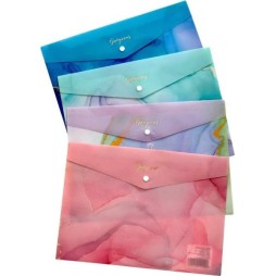 Pochette A4 brillante avec bouton, motif marbre