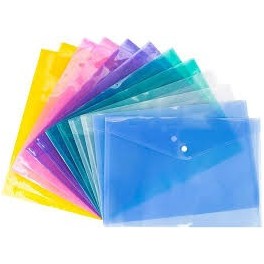 Pochette plastique avec bouton  A5 transparent
