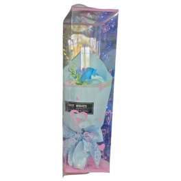 Bouquet artificiel de roses dans une boîte cadeau